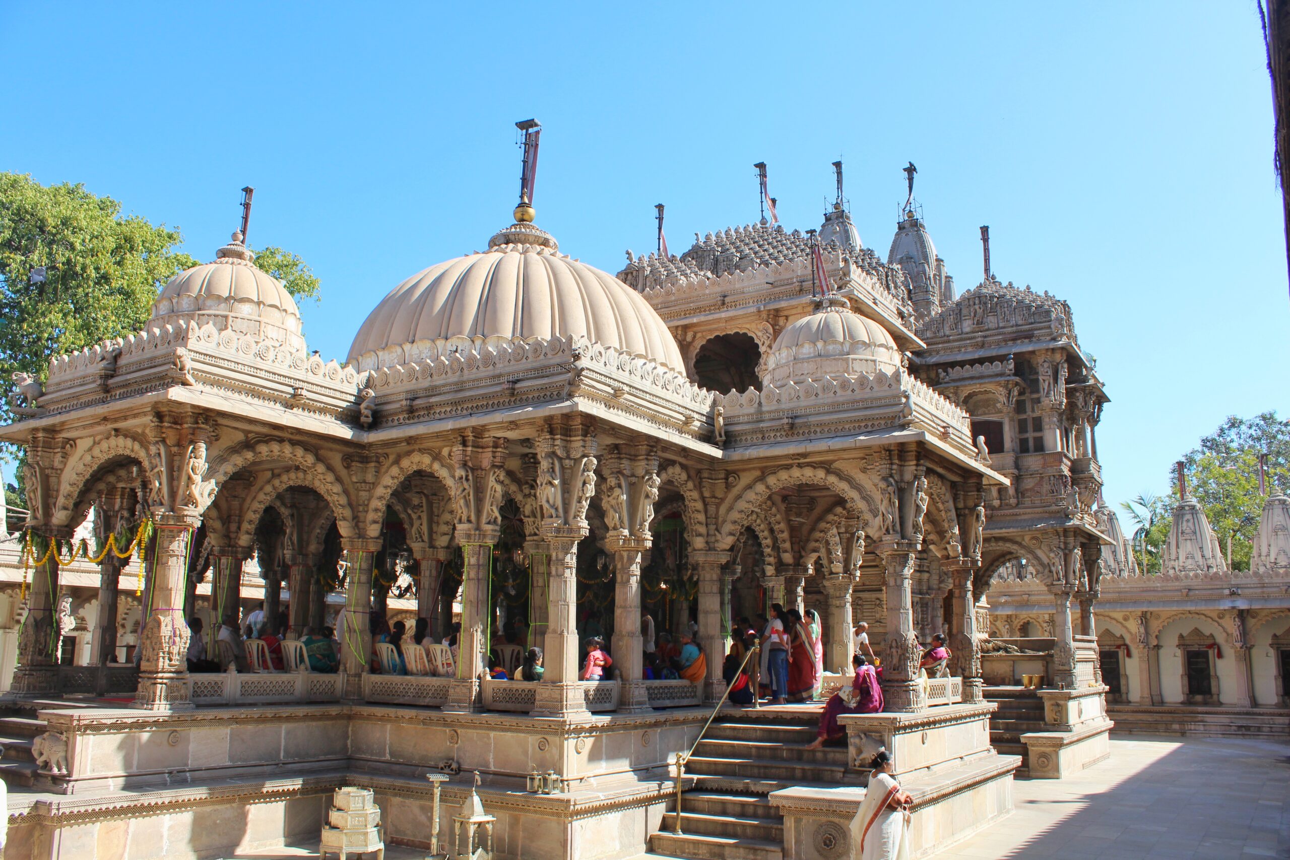 Hutheesing Jain Temple - The Jain Heritage | Travel Safar aur Hum